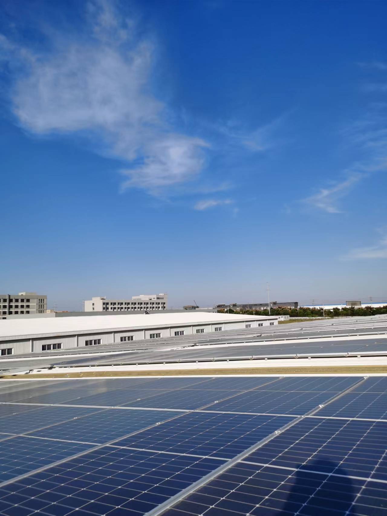 光伏发电屋顶太阳能监控安装